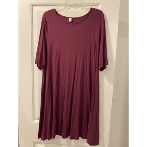 Maroon flowy dress